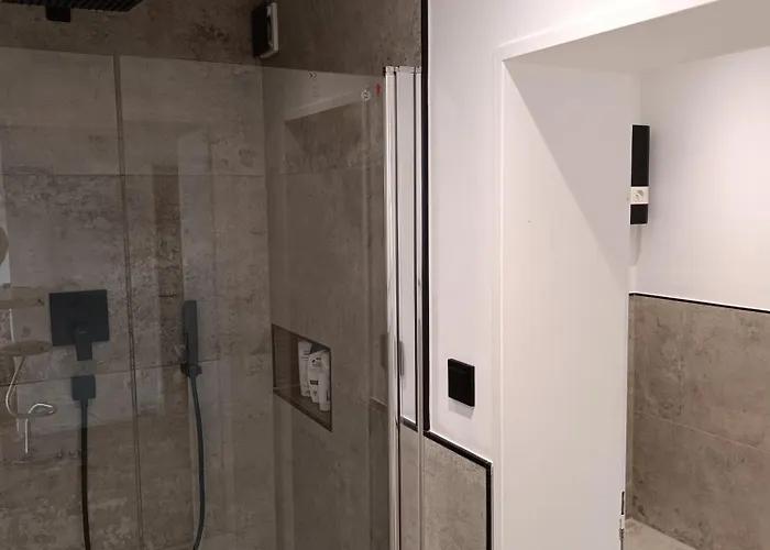 Sofia * 뒤셀도르프