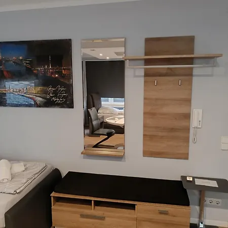 صوفيا شقة دوسلدورف